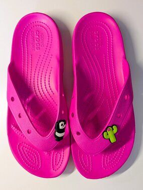 Crocs Women's Classic Flip Flops, Fuchsia Pink, Sz 9